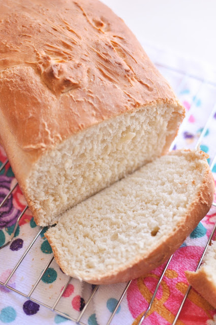 Easy Sandwich Bread 