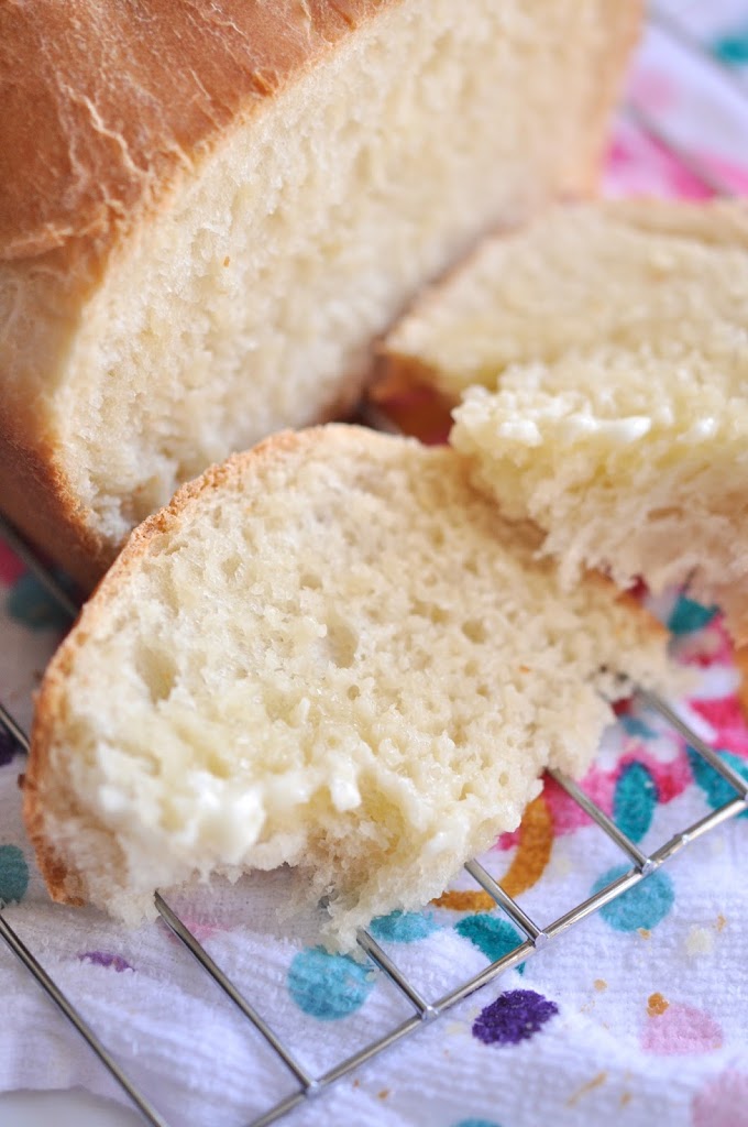 Buttermilk Bread, recipe from www.katiegetscreative.com